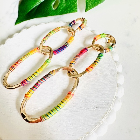 2/$30🌵 Colorful Thread Wrapped Gold Oval Chain Link Earrings Dangle Boho NEW - Picture 4 of 8